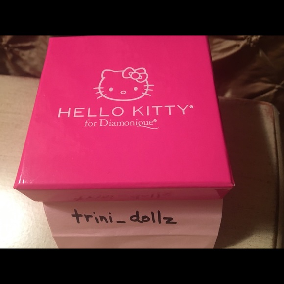 HELLO KITTY Sanrio NWT Diamonique Princess Eternity Ring Size 7 💖 - Picture 8 of 9
